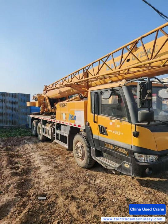 Buy XCMG 25k Used Crane / 1